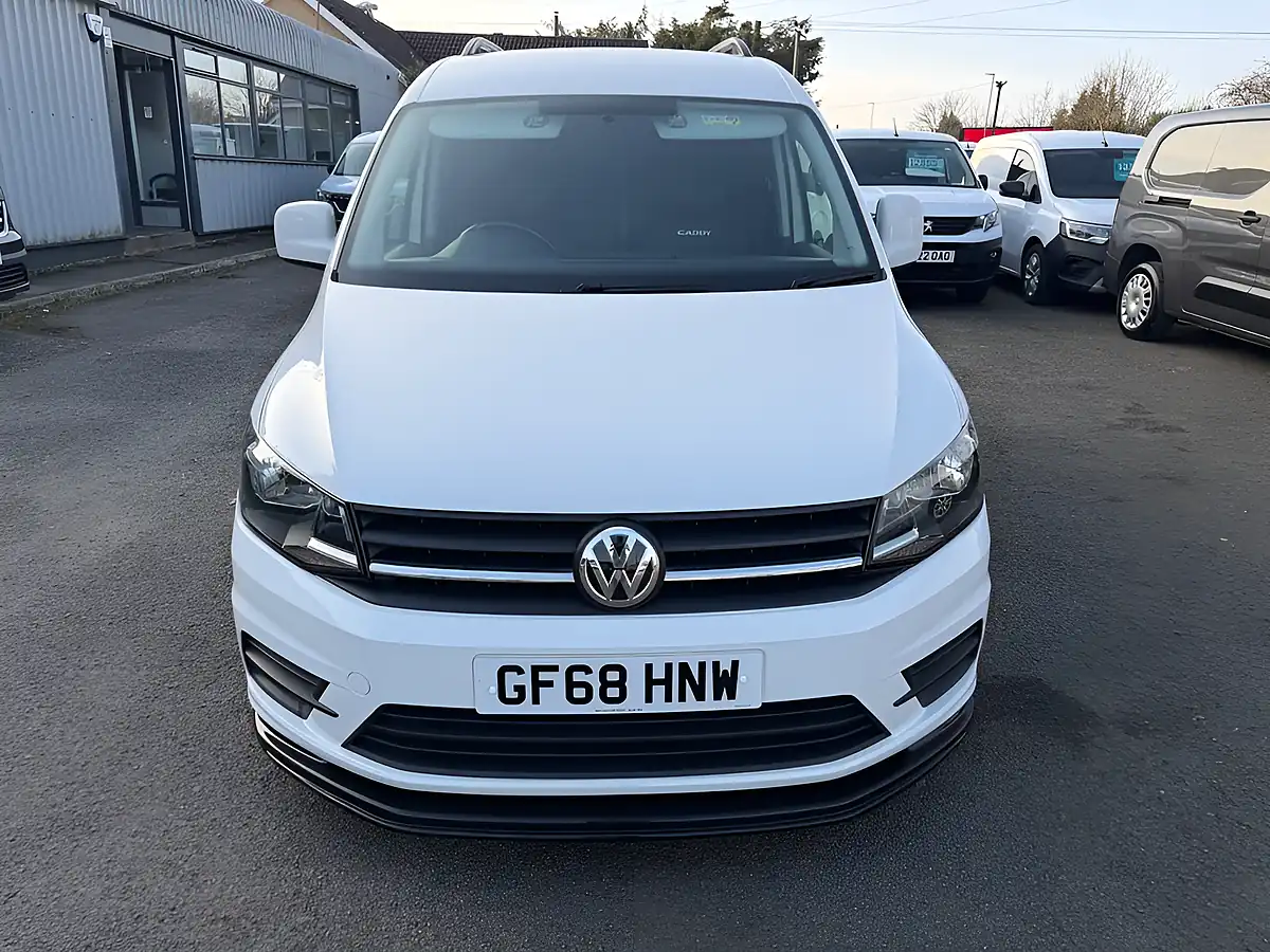 Used 2018 Volkswagen Caddy Tech Trendline White - Interior and Exterior details 10
