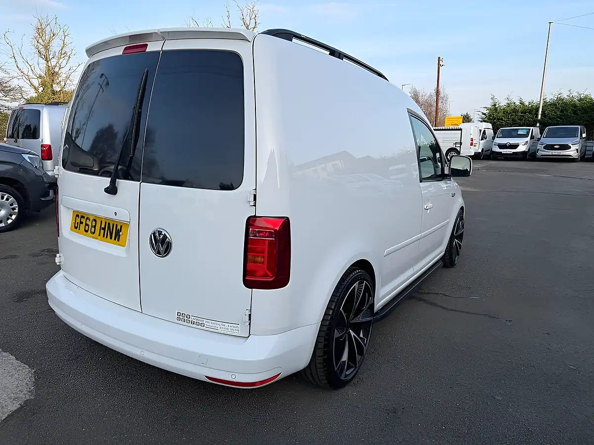 Used 2018 Volkswagen Caddy Tech Trendline White - Interior and Exterior details 5