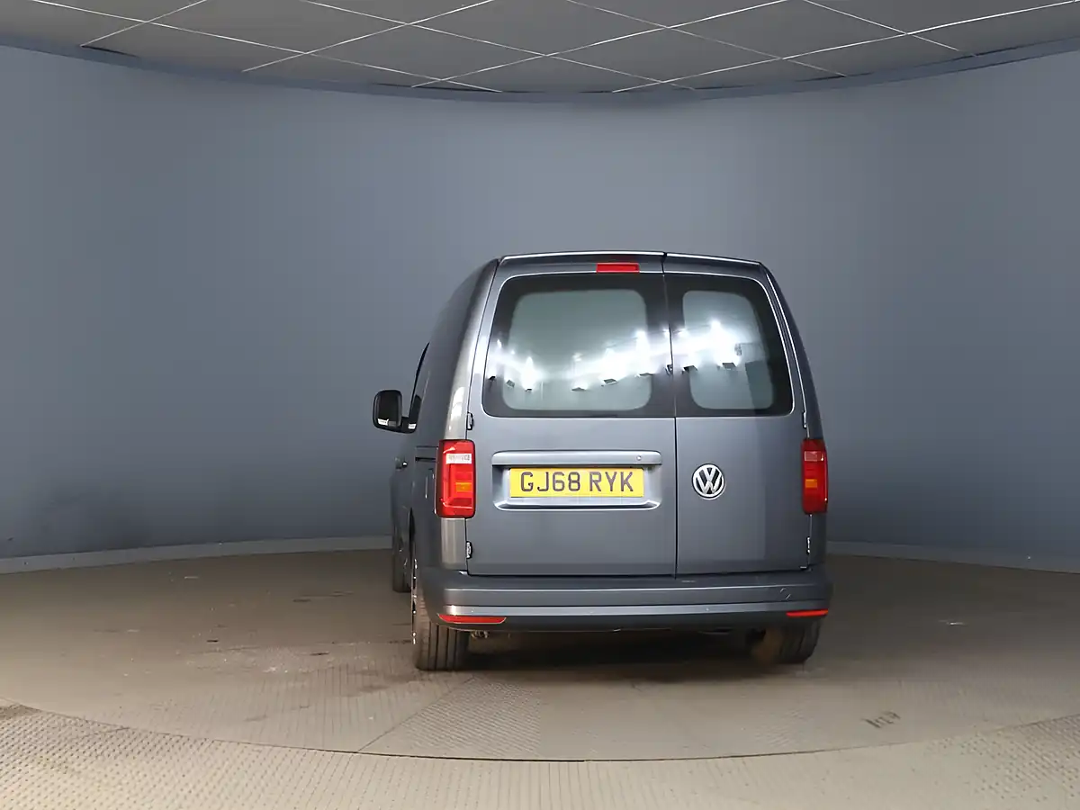 Used 2018 Volkswagen Caddy Trendline Indium Grey - Interior and Exterior details 9