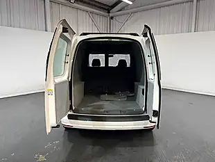 Used 2018 Volkswagen Caddy Trendline White - Interior and Exterior details 11