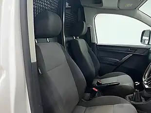 Used 2018 Volkswagen Caddy Trendline White - Interior and Exterior details 16
