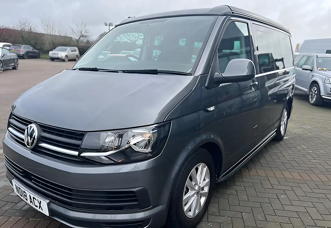 Used 2018 Volkswagen California Beach Grey - Interior and Exterior details 14