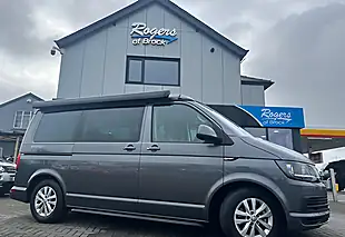 Used 2018 Volkswagen California Beach Grey - Interior and Exterior details 2