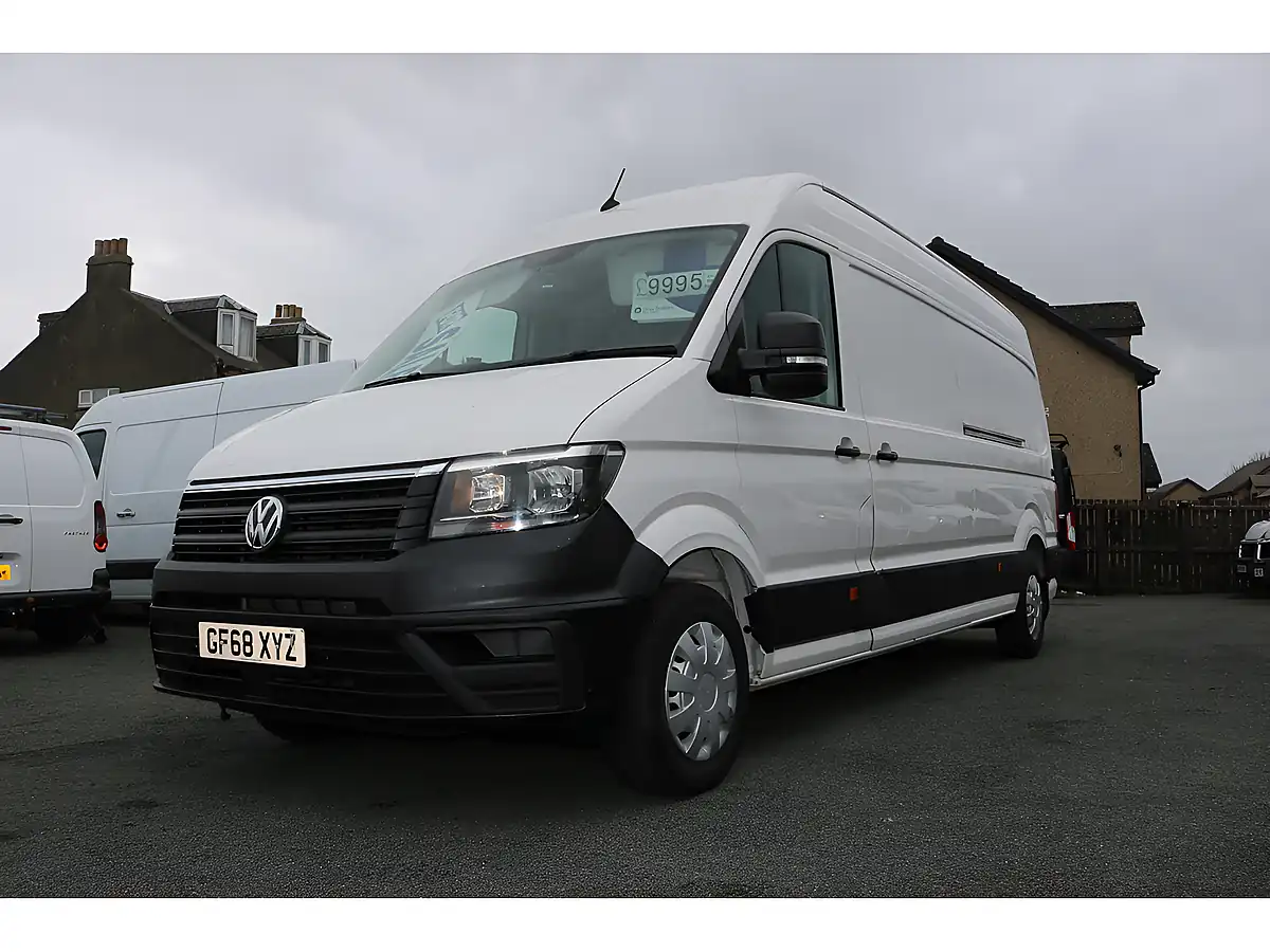 Used 2018 Volkswagen Crafter Lwb White - Interior and Exterior details 12