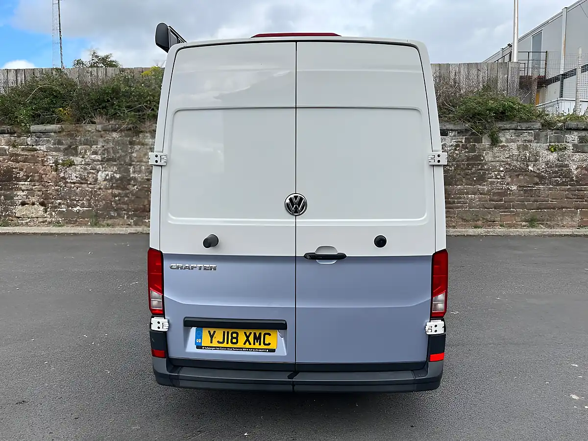 Used 2018 Volkswagen Crafter Startline White - Interior and Exterior details 6