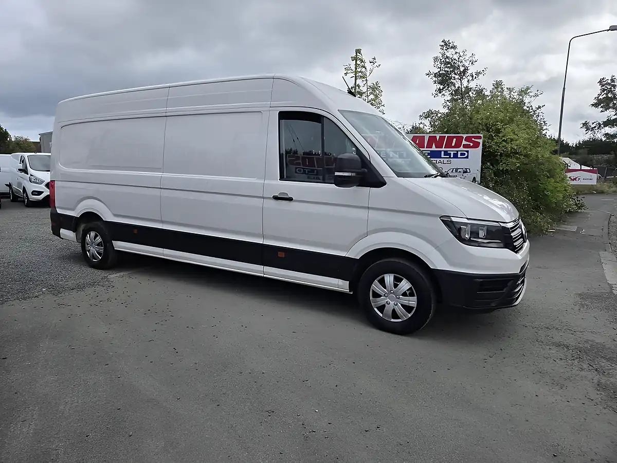 Used 2018 Volkswagen Crafter Startline White - Interior and Exterior details 2