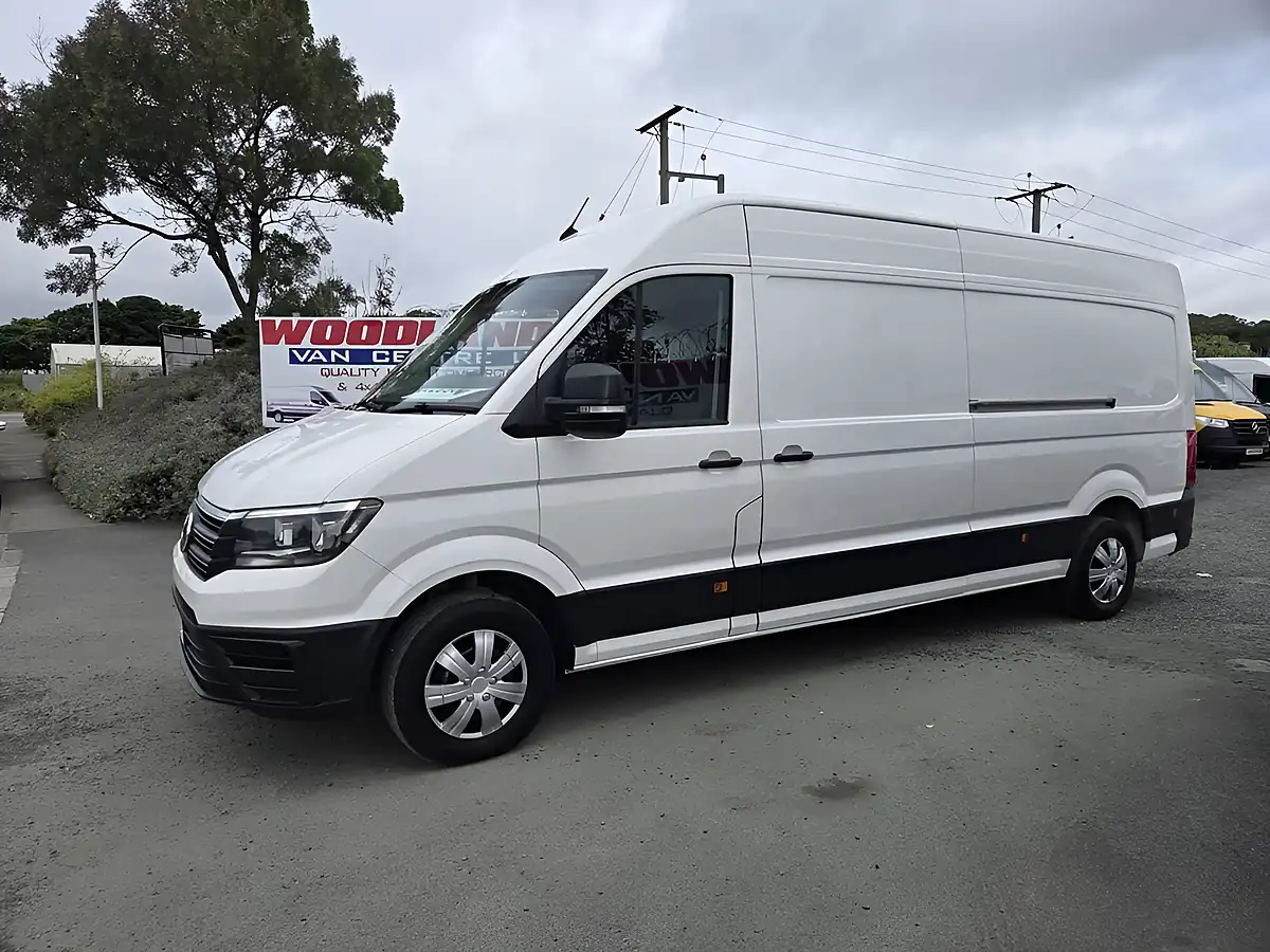 Used 2018 Volkswagen Crafter Startline White - Interior and Exterior details 5