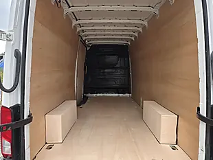 Used 2018 Volkswagen Crafter Startline White - Interior and Exterior details 8