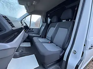 Used 2018 Volkswagen Crafter Startline White - Interior and Exterior details 13