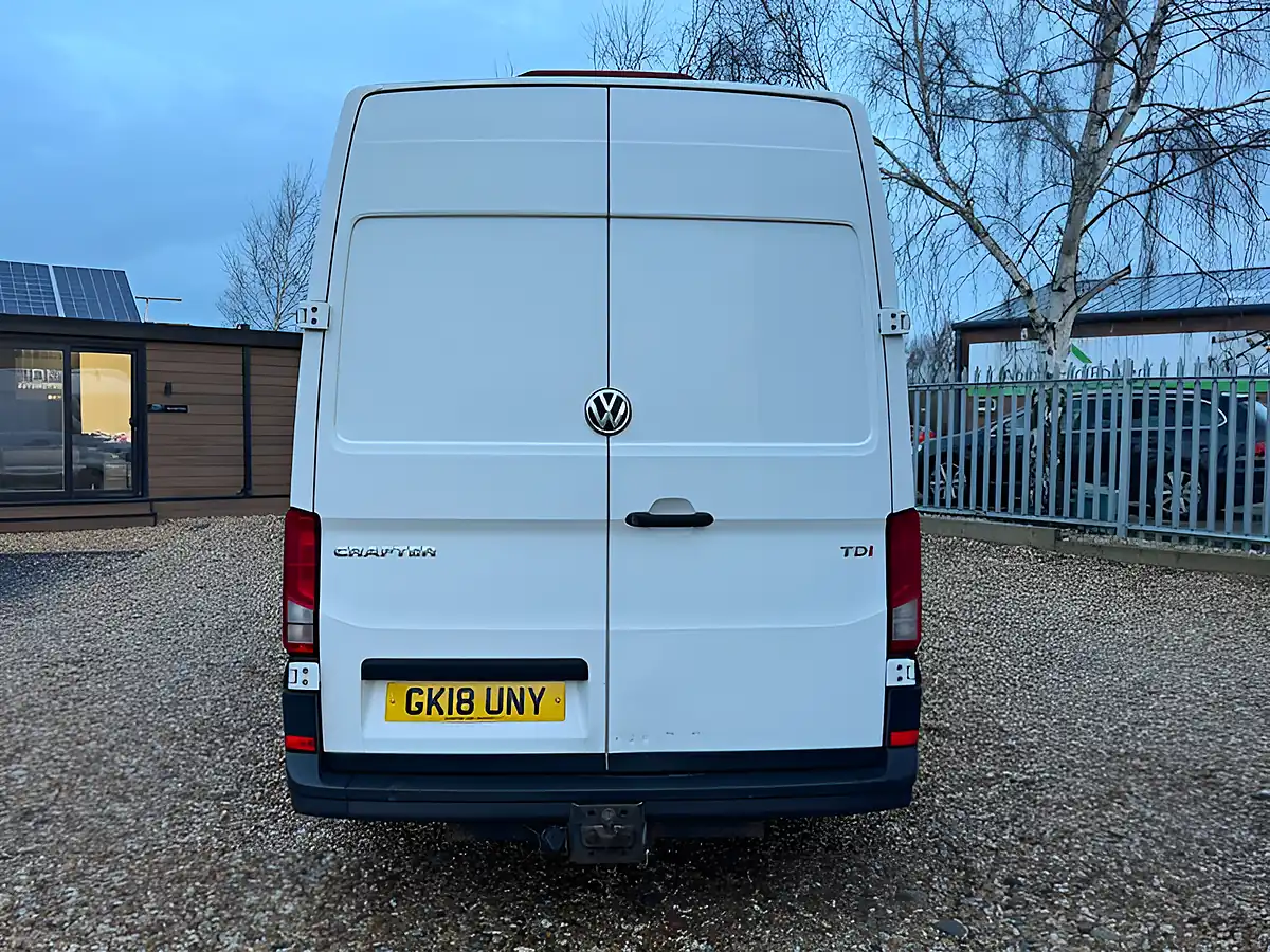 Used 2018 Volkswagen Crafter Startline White - Interior and Exterior details 4