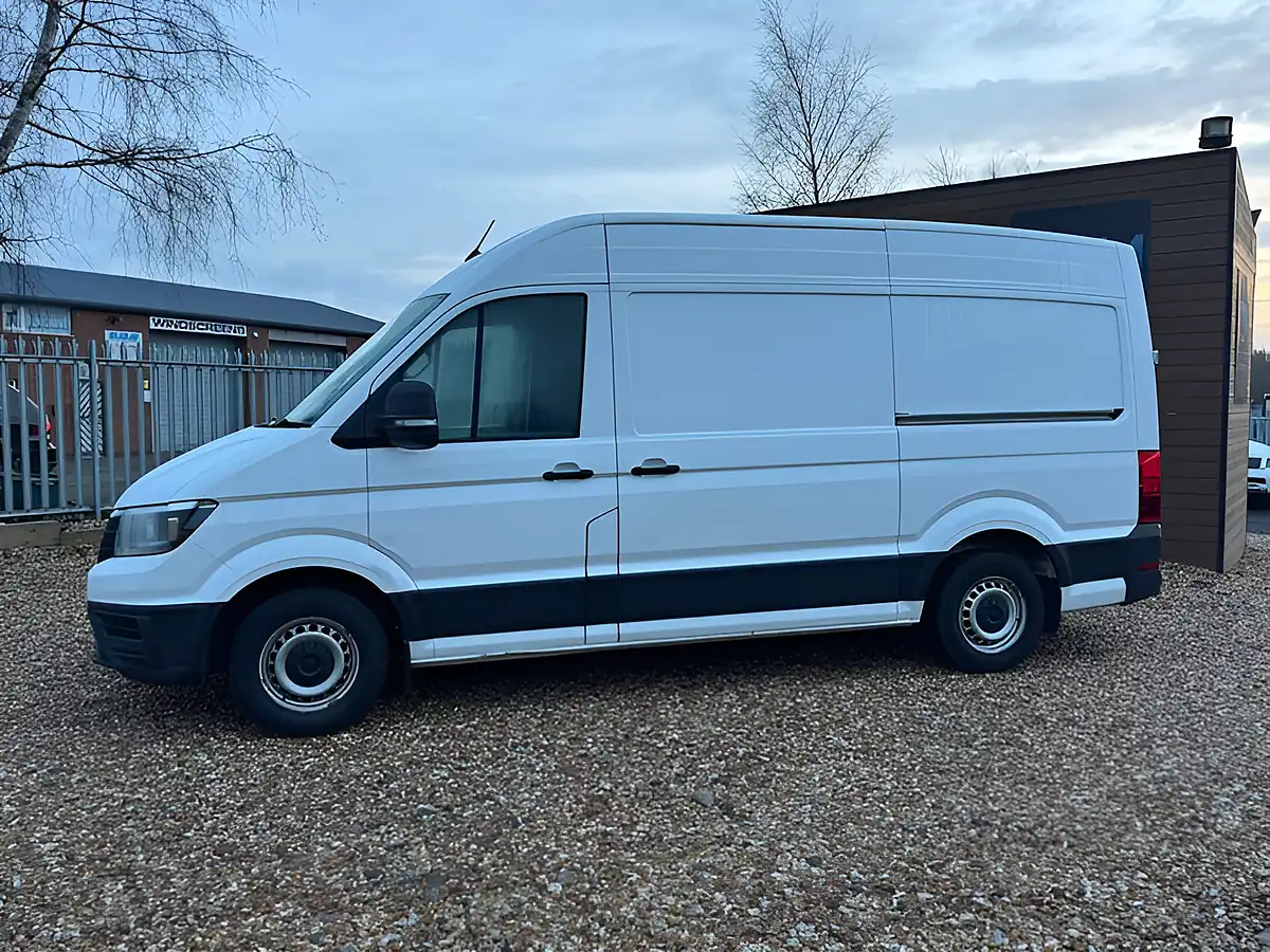 Used 2018 Volkswagen Crafter Startline White - Interior and Exterior details 7