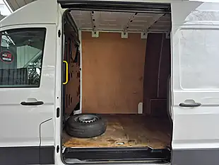 Used 2018 Volkswagen Crafter Startline White - Interior and Exterior details 14