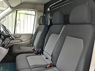 Used 2018 Volkswagen Crafter Startline White - Interior and Exterior details 18