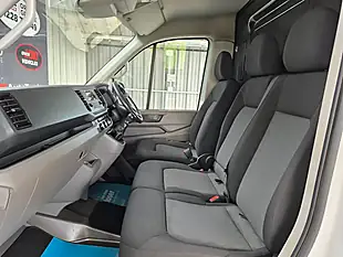 Used 2018 Volkswagen Crafter Startline White - Interior and Exterior details 19