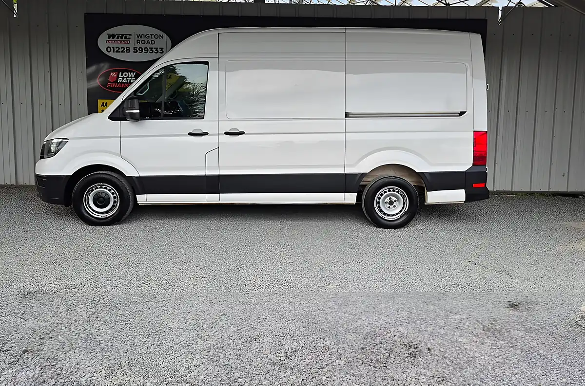 Used 2018 Volkswagen Crafter Startline White - Interior and Exterior details 2