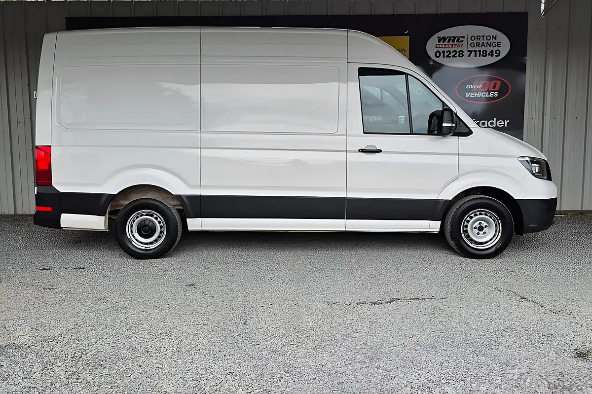 Used 2018 Volkswagen Crafter Startline White - Interior and Exterior details 5