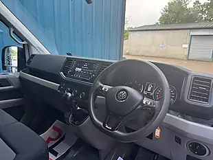 Used 2018 Volkswagen Crafter Trendline White - Interior and Exterior details 10