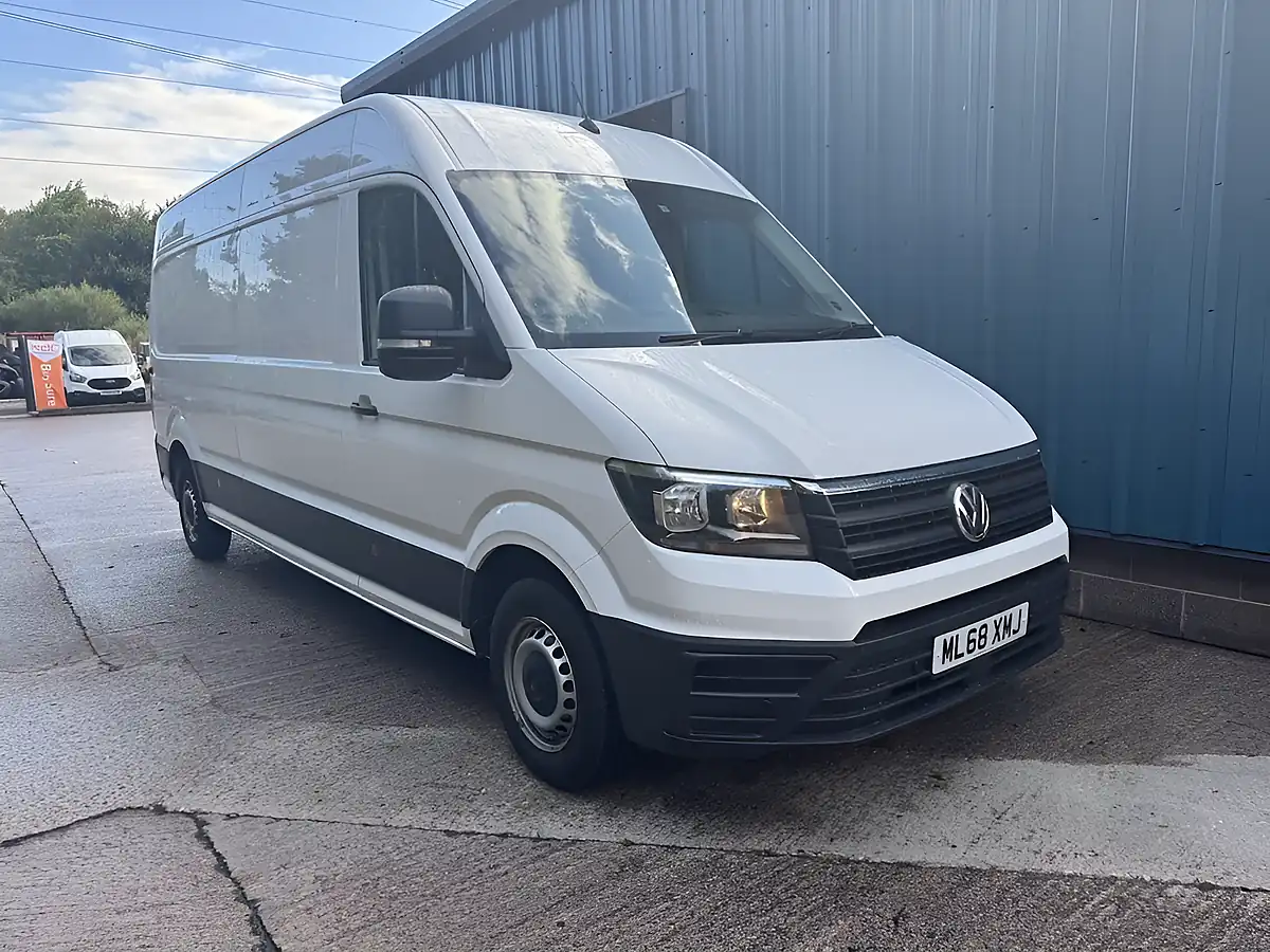 Used 2018 Volkswagen Crafter Trendline White - Interior and Exterior details 2
