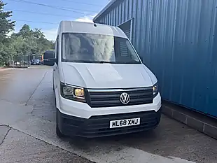 Used 2018 Volkswagen Crafter Trendline White - Interior and Exterior details 3