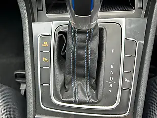 Used 2018 Volkswagen E-Golf Auto Black - Interior and Exterior details 13