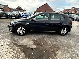 Used 2018 Volkswagen E-Golf Auto Black - Interior and Exterior details 8