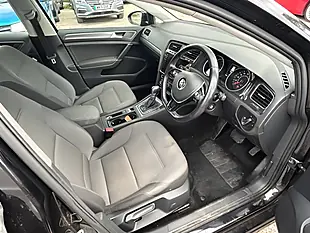 Used 2018 Volkswagen E-Golf Auto Black - Interior and Exterior details 9