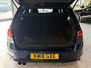 Used 2018 Volkswagen Golf Advance Blue - Interior and Exterior details 10