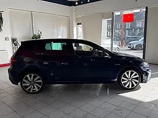 Used 2018 Volkswagen Golf Advance Blue - Interior and Exterior details 12