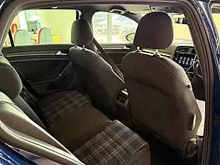 Used 2018 Volkswagen Golf Advance Blue - Interior and Exterior details 13