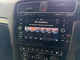 Used 2018 Volkswagen Golf Advance Blue - Interior and Exterior details 15