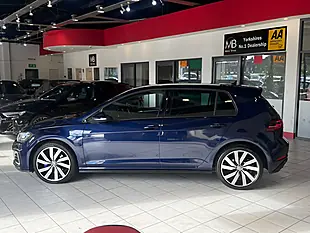 Used 2018 Volkswagen Golf Advance Blue - Interior and Exterior details 8