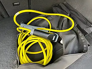 Used 2018 Volkswagen Golf Advance White - Interior and Exterior details 15