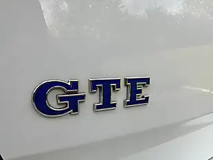 Used 2018 Volkswagen Golf Advance White - Interior and Exterior details 16