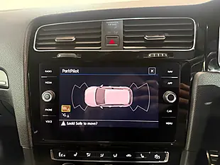 Used 2018 Volkswagen Golf Advance White - Interior and Exterior details 17
