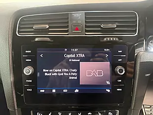 Used 2018 Volkswagen Golf Advance White - Interior and Exterior details 20