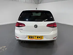 Used 2018 Volkswagen Golf Advance White - Interior and Exterior details 9
