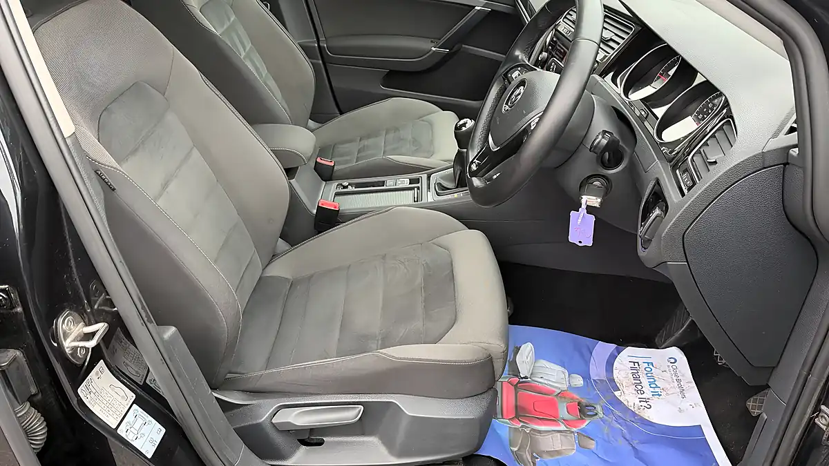 Used 2018 Volkswagen Golf GT Black - Interior and Exterior details 13