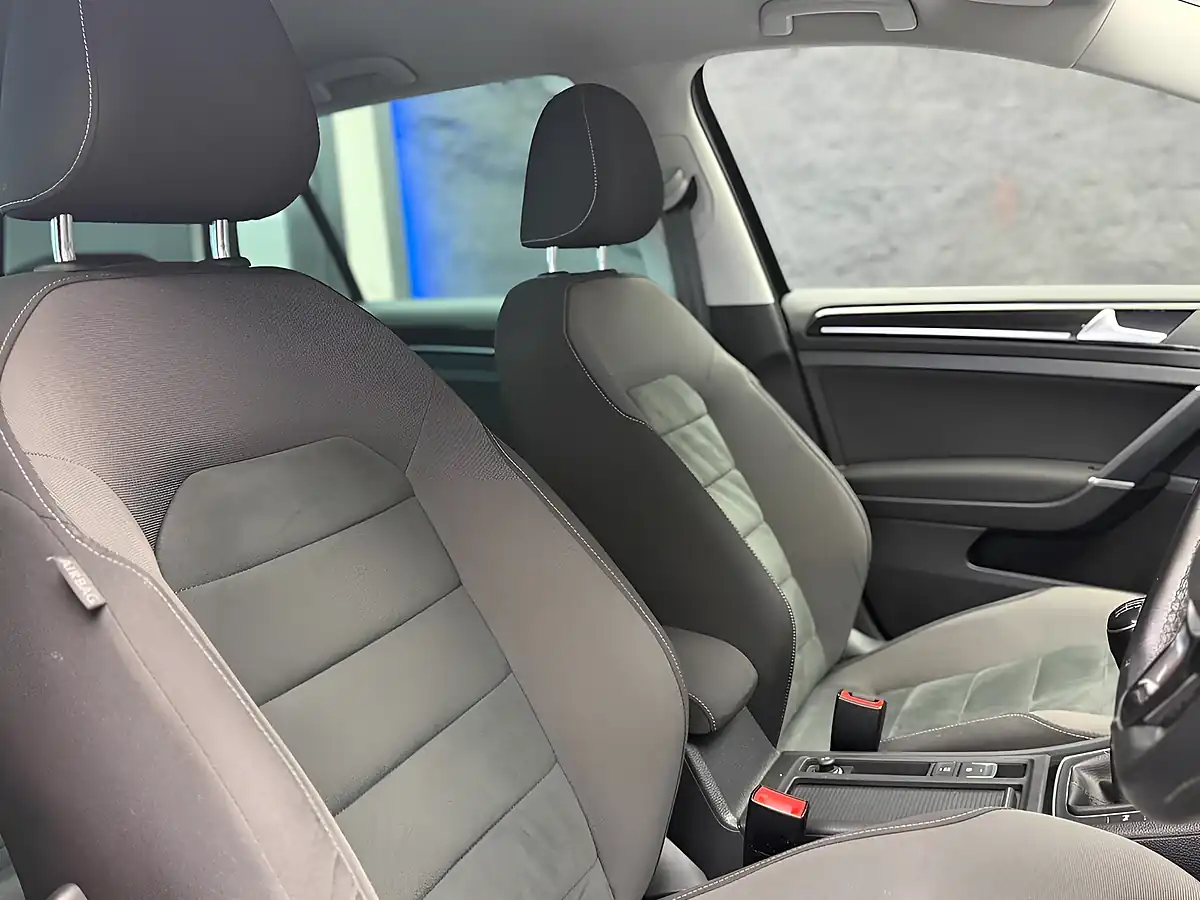 Used 2018 Volkswagen Golf GT Black - Interior and Exterior details 14