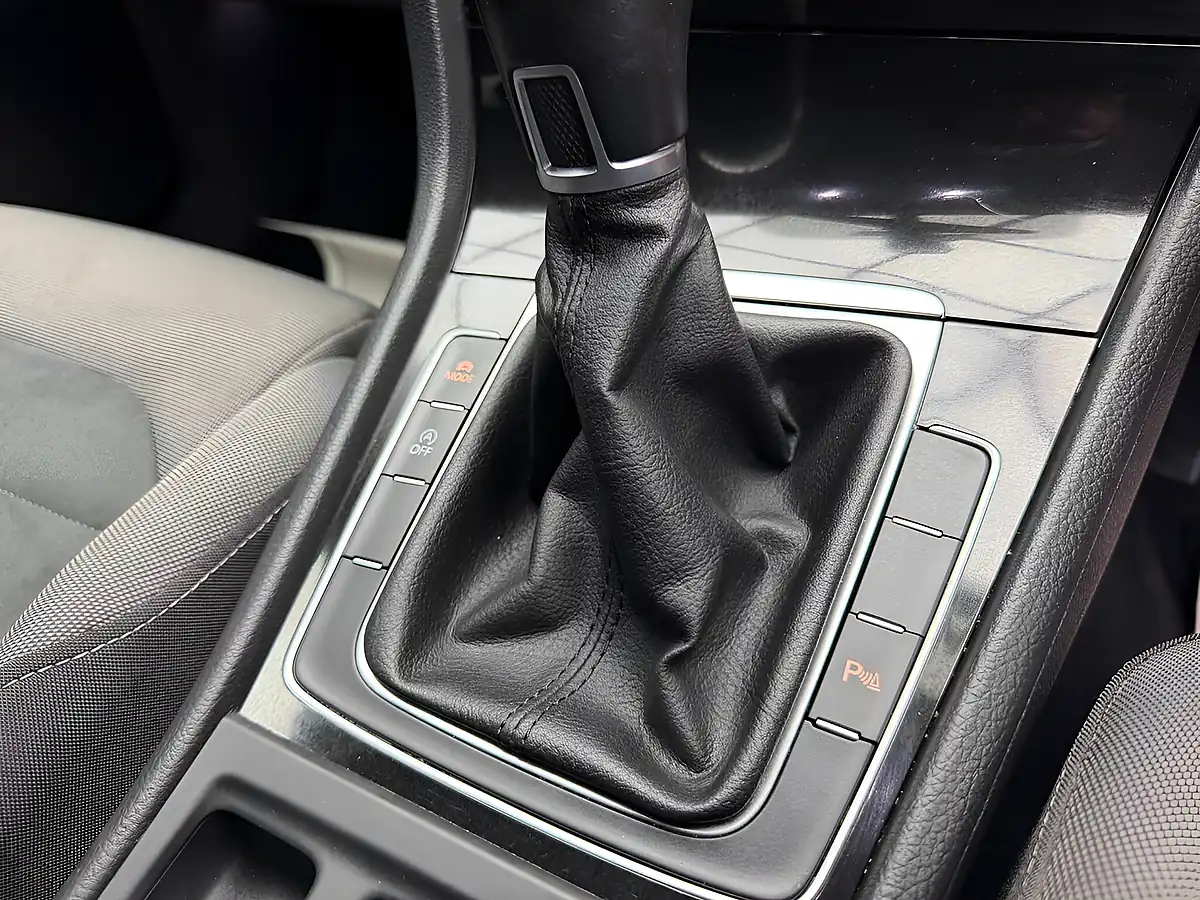 Used 2018 Volkswagen Golf GT Black - Interior and Exterior details 17