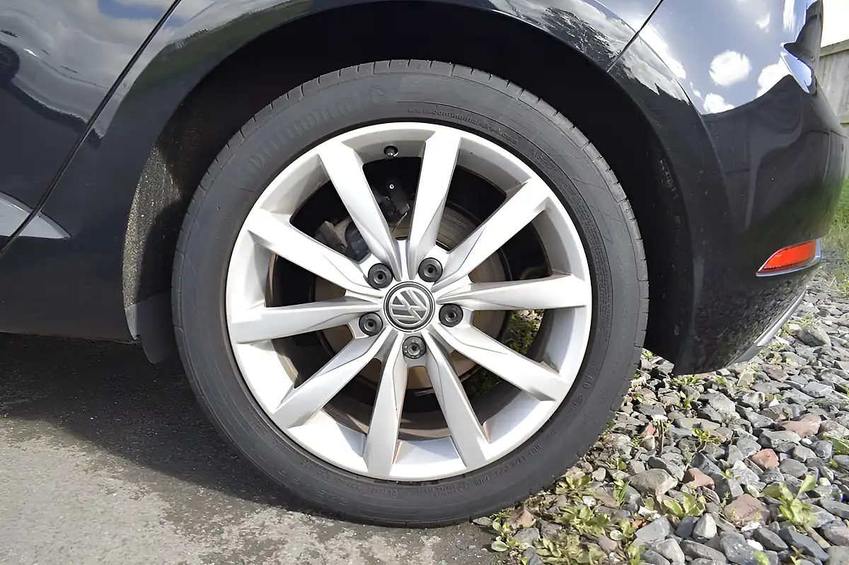 Used 2018 Volkswagen Golf GT Black - Interior and Exterior details 11