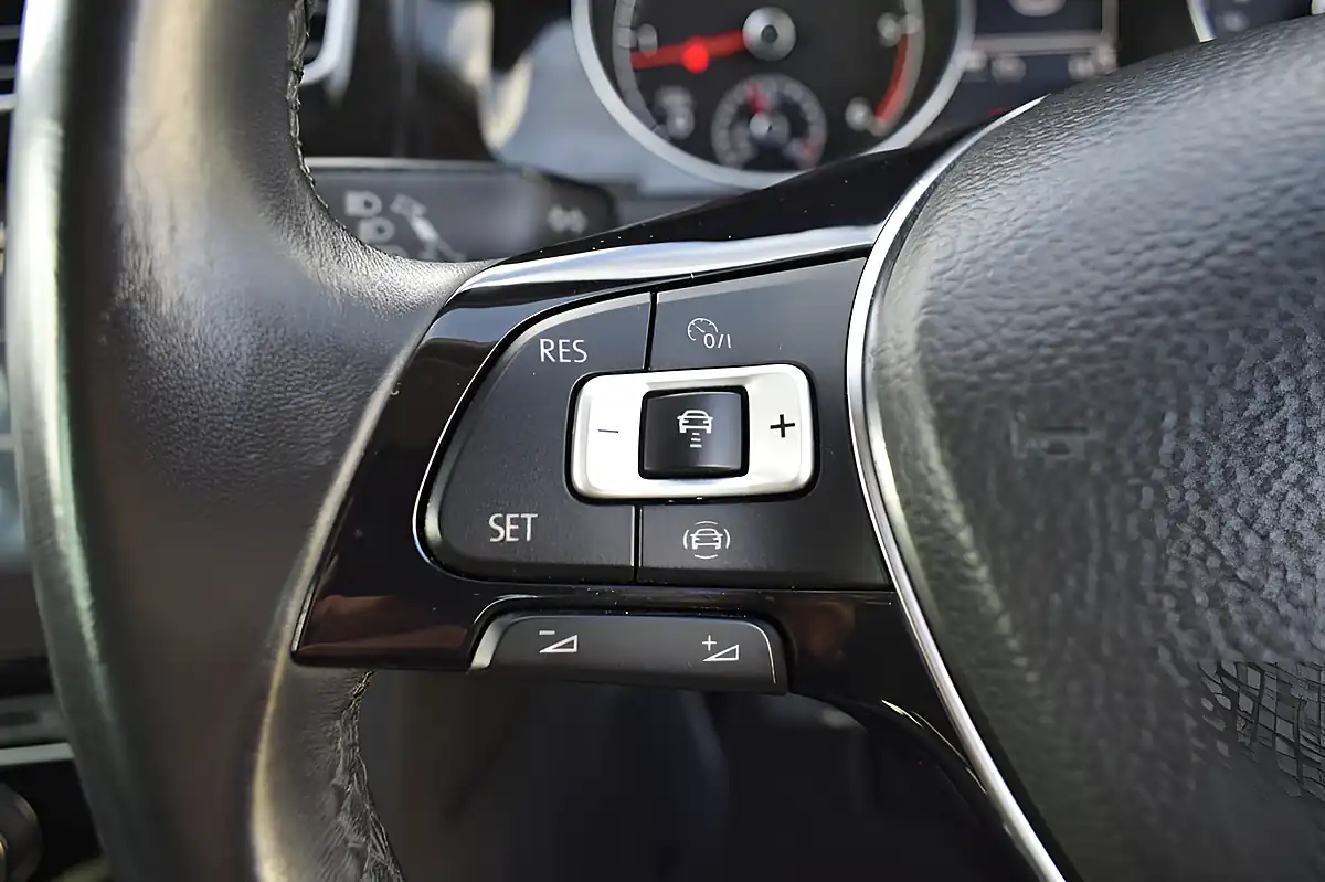 Used 2018 Volkswagen Golf GT Black - Interior and Exterior details 12