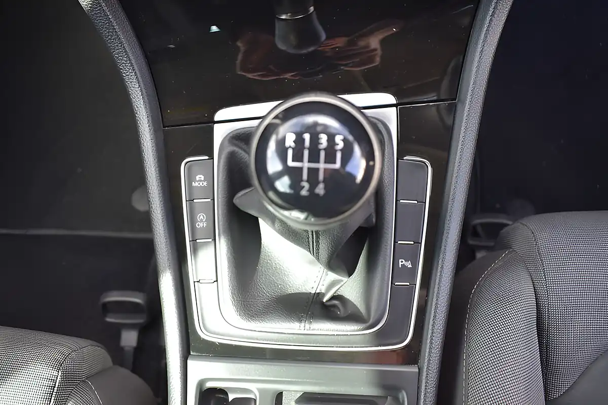 Used 2018 Volkswagen Golf GT Black - Interior and Exterior details 19