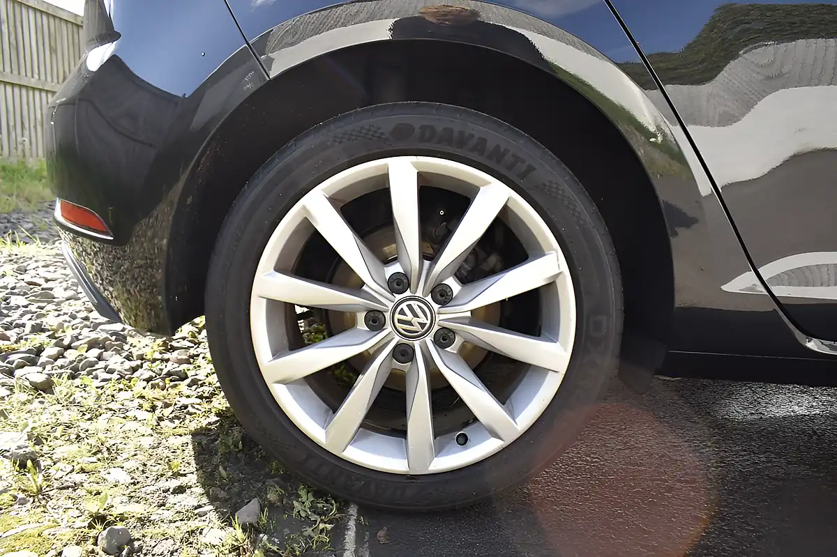 Used 2018 Volkswagen Golf GT Black - Interior and Exterior details 5