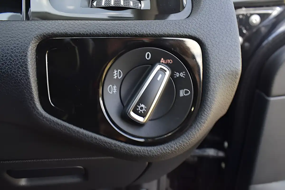 Used 2018 Volkswagen Golf GT Black - Interior and Exterior details 9