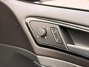 Used 2018 Volkswagen Golf GT Blue - Interior and Exterior details 17