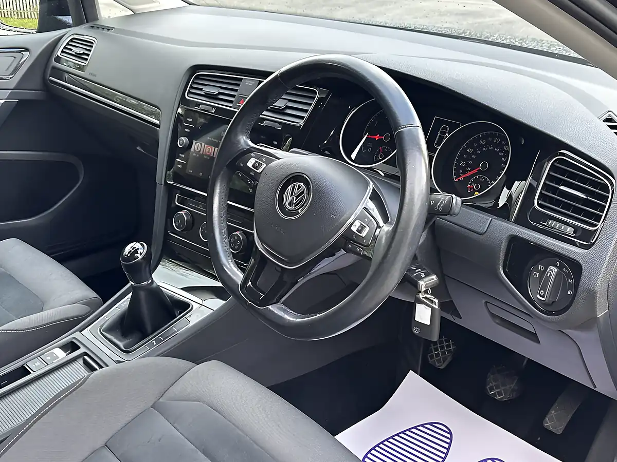Used 2018 Volkswagen Golf GT Evo Black - Interior and Exterior details 12