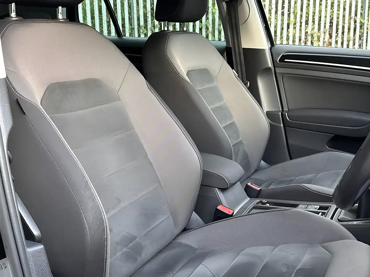 Used 2018 Volkswagen Golf GT Evo Black - Interior and Exterior details 16