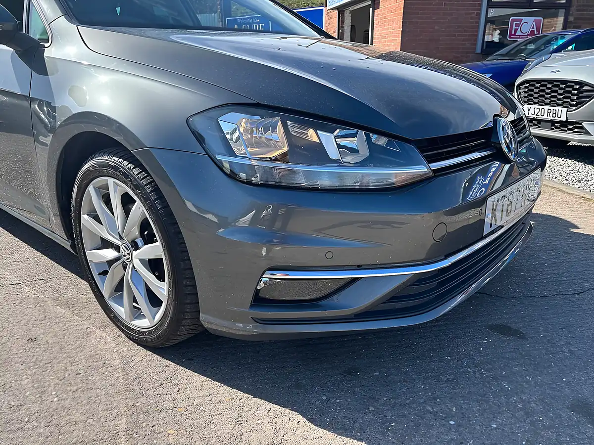 Used 2018 Volkswagen Golf GT Grey - Interior and Exterior details 6