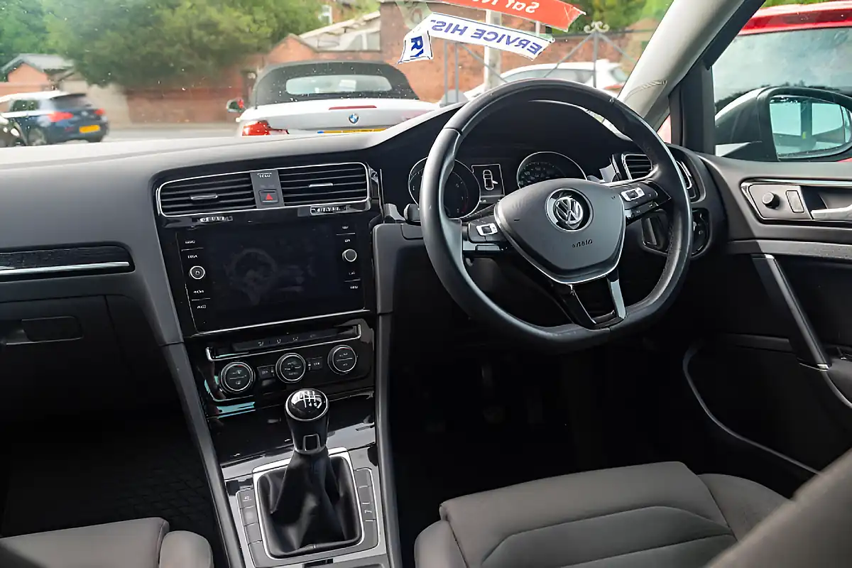 Used 2018 Volkswagen Golf GT Indium Grey - Interior and Exterior details 17