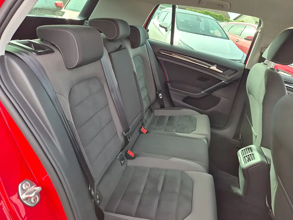 Used 2018 Volkswagen Golf GT Red - Interior and Exterior details 14